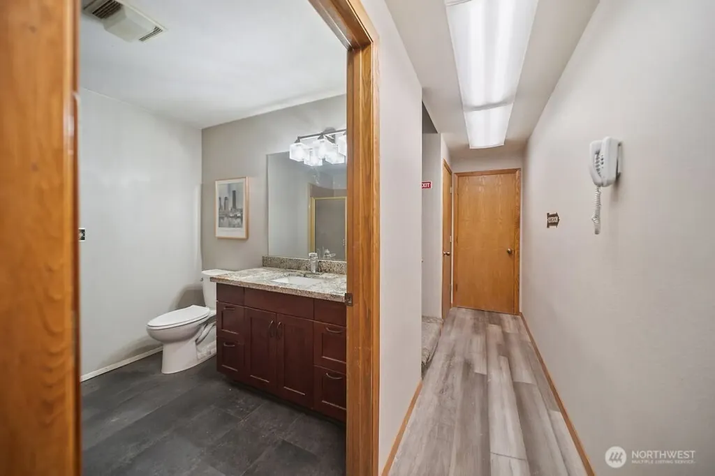 5805 NE Minder Road Poulsbo WA 98370
