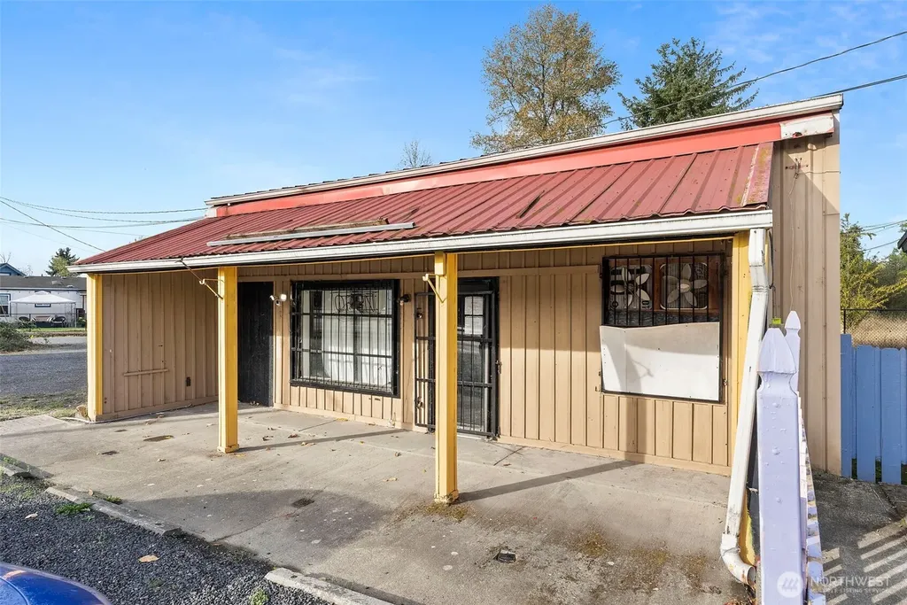 20639 Old Hwy 99 SW Centralia WA 98531