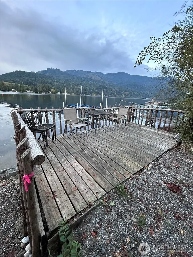 715 Samish Heights Lane Bellingham WA 98229