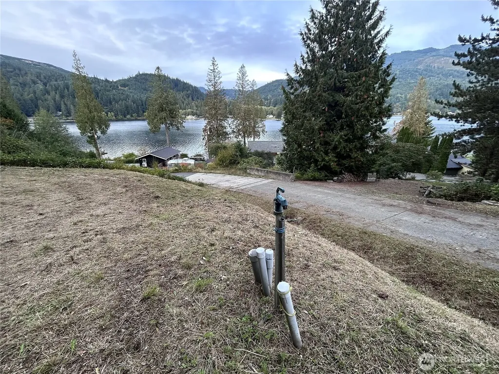 715 Samish Heights Lane Bellingham WA 98229