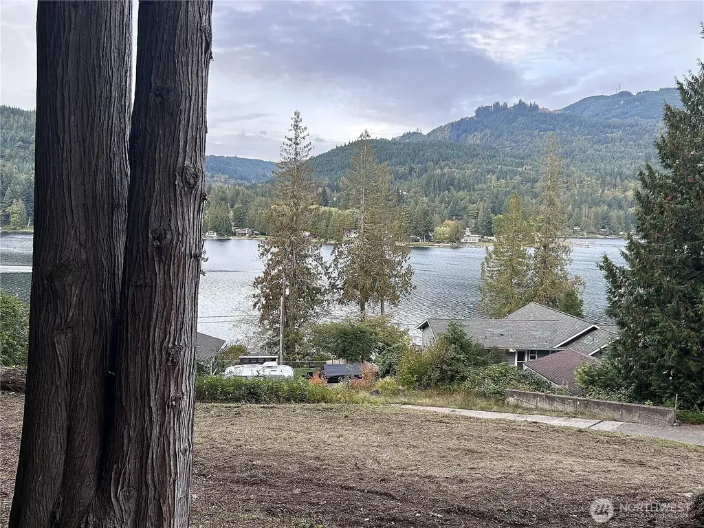 715 Samish Heights Lane Bellingham WA 98229