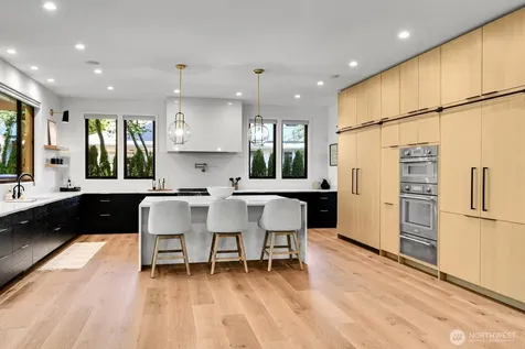 5632 NE 55th Street Seattle WA 98105
