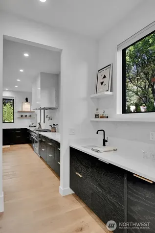 5632 NE 55th Street Seattle WA 98105