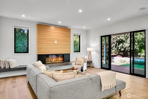5632 NE 55th Street Seattle WA 98105
