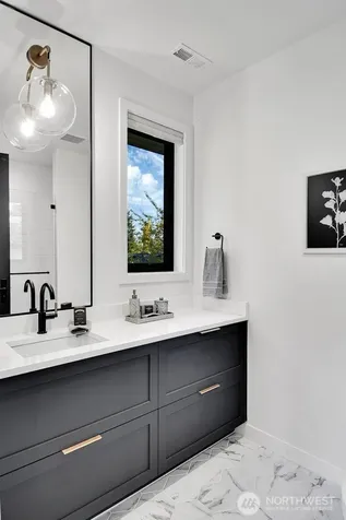 5632 NE 55th Street Seattle WA 98105