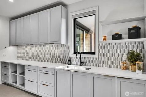 5632 NE 55th Street Seattle WA 98105