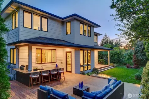 5632 NE 55th Street Seattle WA 98105