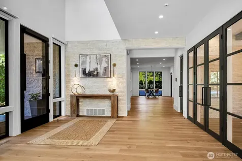 5632 NE 55th Street Seattle WA 98105