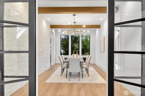 5632 NE 55th Street Seattle WA 98105