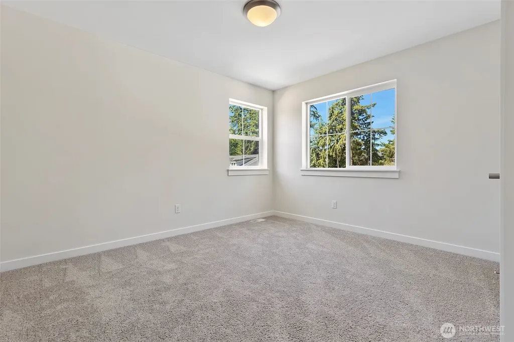7174 91st Street E Puyallup WA 98371