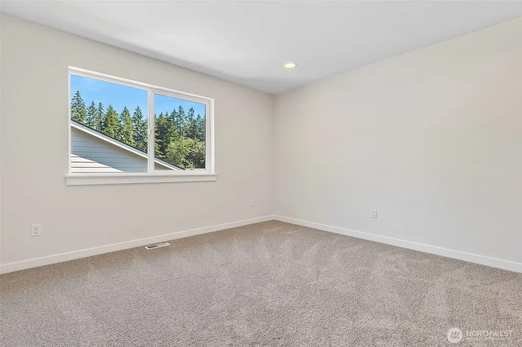 7174 91st Street E Puyallup WA 98371