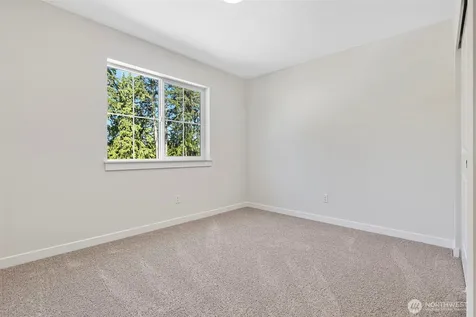 7174 91st Street E Puyallup WA 98371