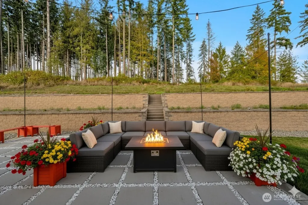 14517 117th Street NE Lake Stevens WA 98258