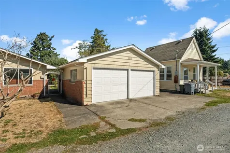 343 4th Street SE Puyallup WA 98372