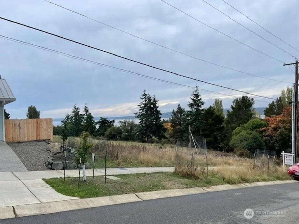 2021 Clay Street Port Townsend WA 98368