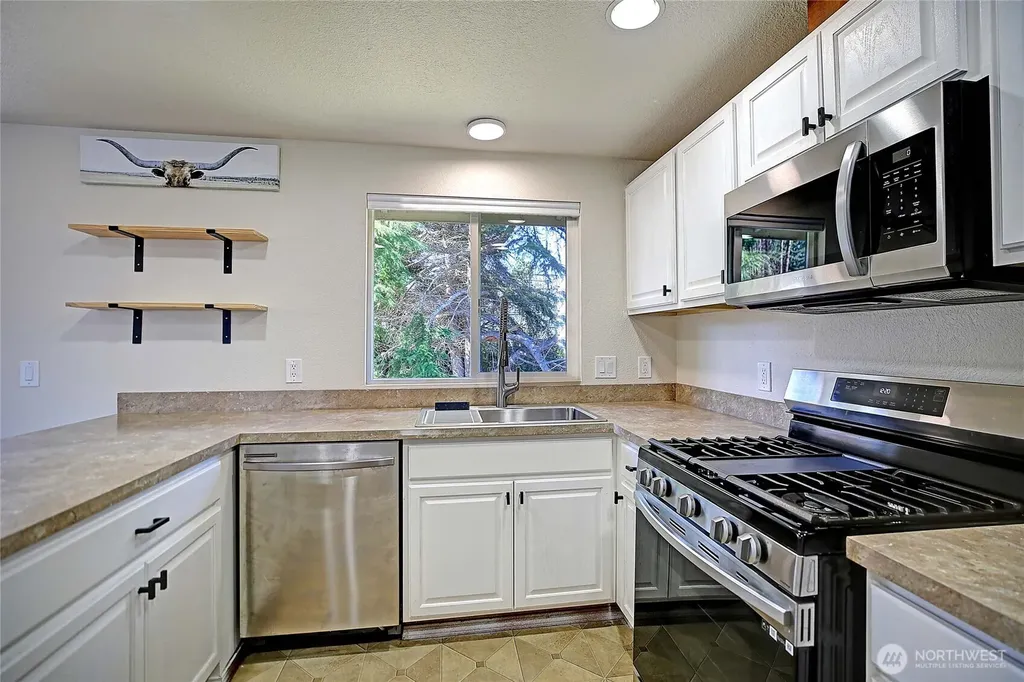 2029 Baymont Drive Oak Harbor WA 98277