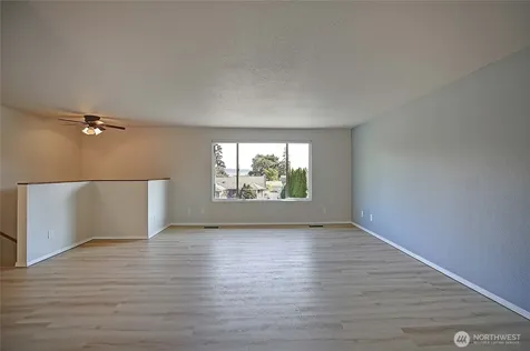 2029 Baymont Drive Oak Harbor WA 98277