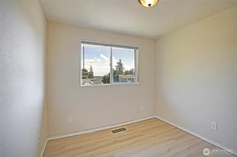2029 Baymont Drive Oak Harbor WA 98277