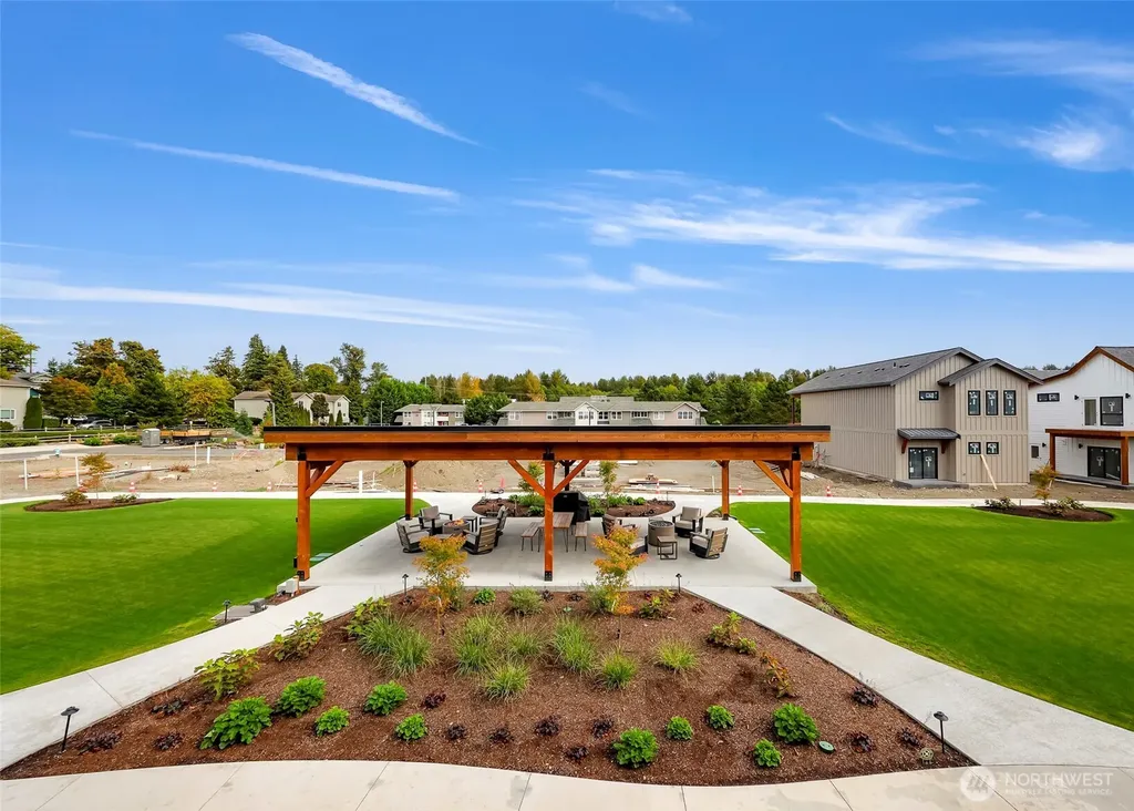 231 Skipping Stone Loop Lynden WA 98264