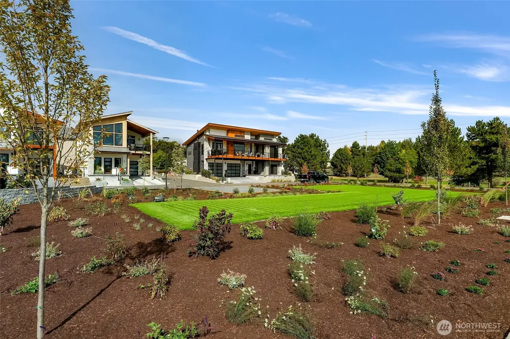 231 Skipping Stone Loop Lynden WA 98264