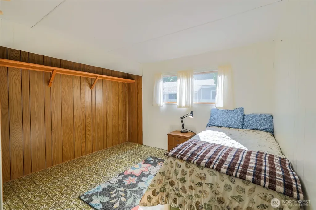 2446 S Pleasant Drive Westport WA 98595