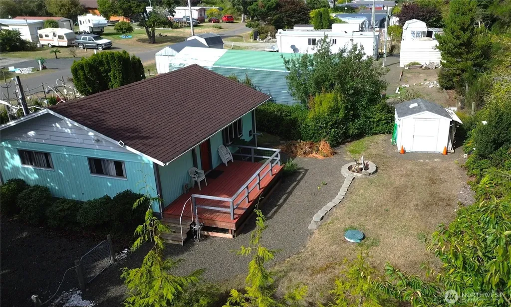 2446 S Pleasant Drive Westport WA 98595