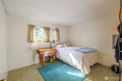 2446 S Pleasant Drive Westport WA 98595