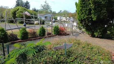 2446 S Pleasant Drive Westport WA 98595