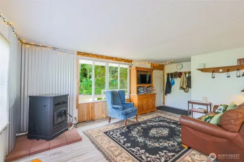 2446 S Pleasant Drive Westport WA 98595