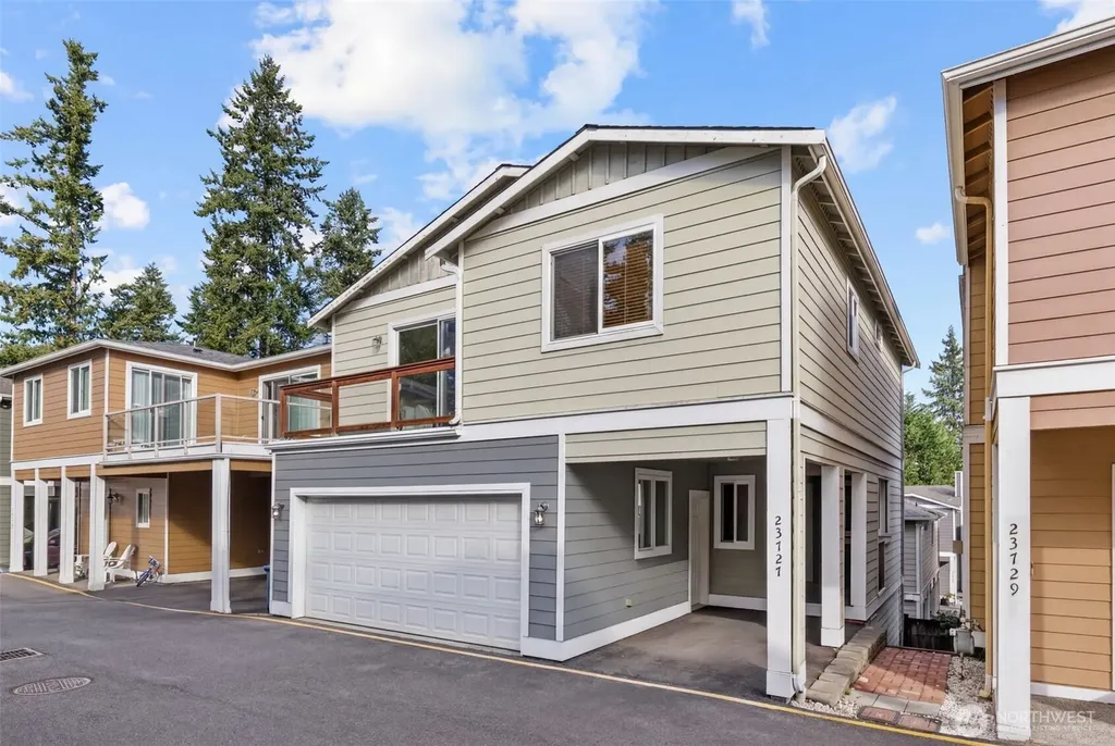 23727 80th Court W Edmonds WA 98026