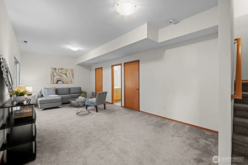 23727 80th Court W Edmonds WA 98026