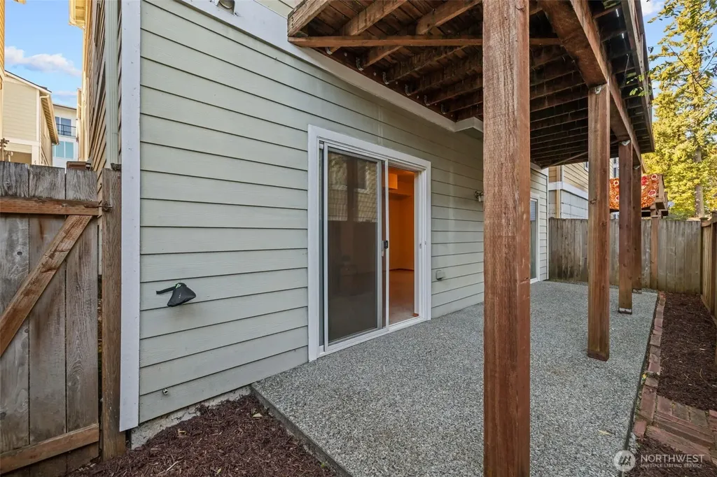 23727 80th Court W Edmonds WA 98026