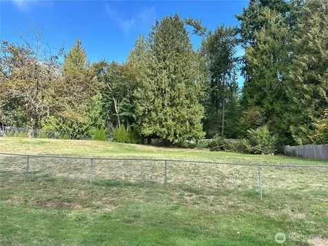 10419 46th Place SE Lake Stevens WA 98258