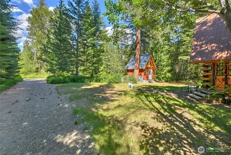 26 Mercer Road Mazama WA 98833