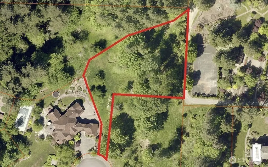 12628 208th Place NE Woodinville WA 98077