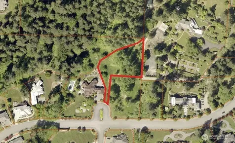 12628 208th Place NE Woodinville WA 98077