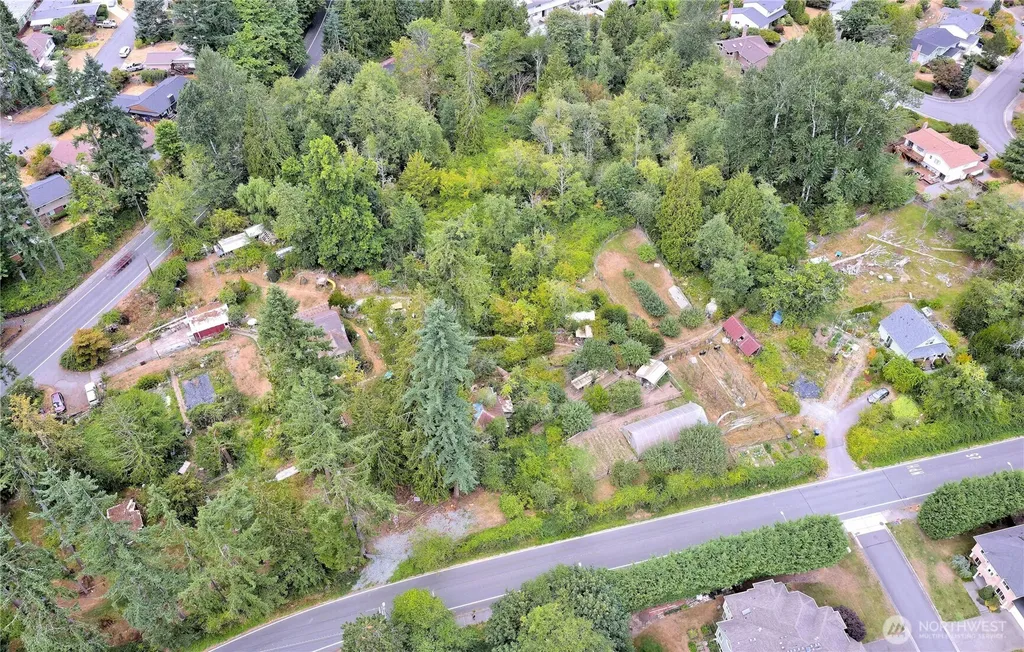 17204 Northup Way Bellevue WA 98008