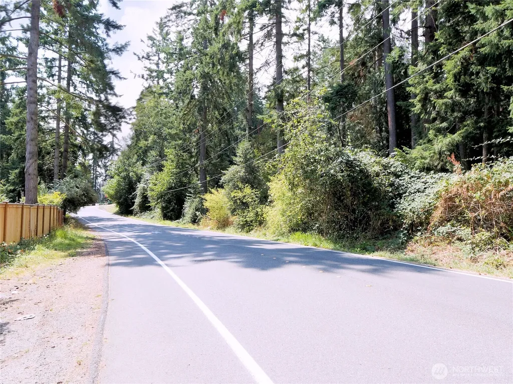 17204 Northup Way Bellevue WA 98008