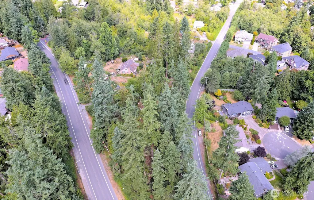 17204 Northup Way Bellevue WA 98008