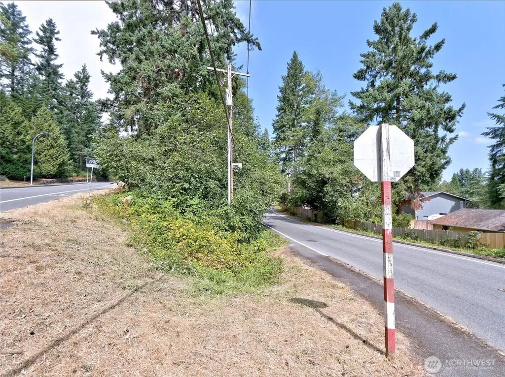 17204 Northup Way Bellevue WA 98008
