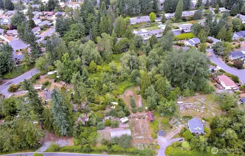 17204 Northup Way Bellevue WA 98008