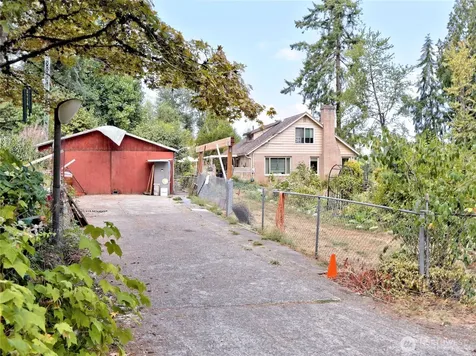 17204 Northup Way Bellevue WA 98008
