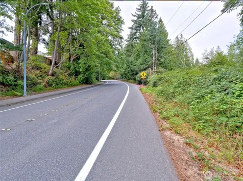 17204 Northup Way Bellevue WA 98008