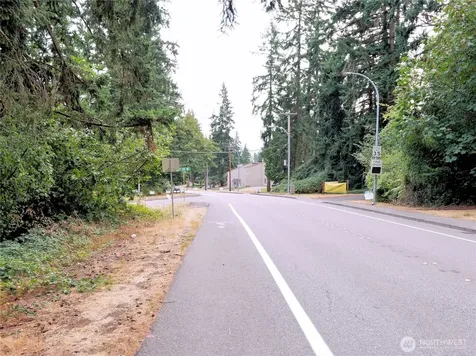 17204 Northup Way Bellevue WA 98008