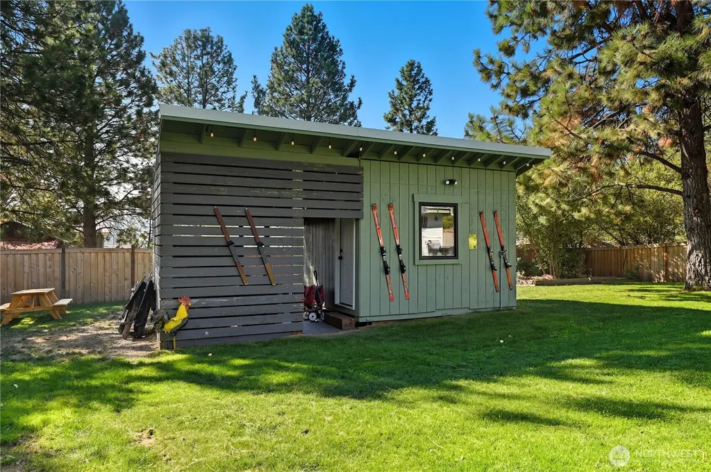 150 Grand Fir Lane Ronald WA 98940