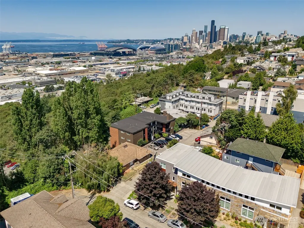 1306 S Bayview Street Seattle WA 98144