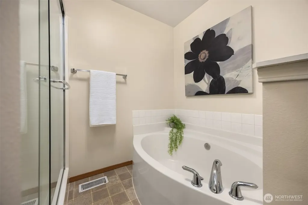 110 Cressey Lane Port Ludlow WA 98365