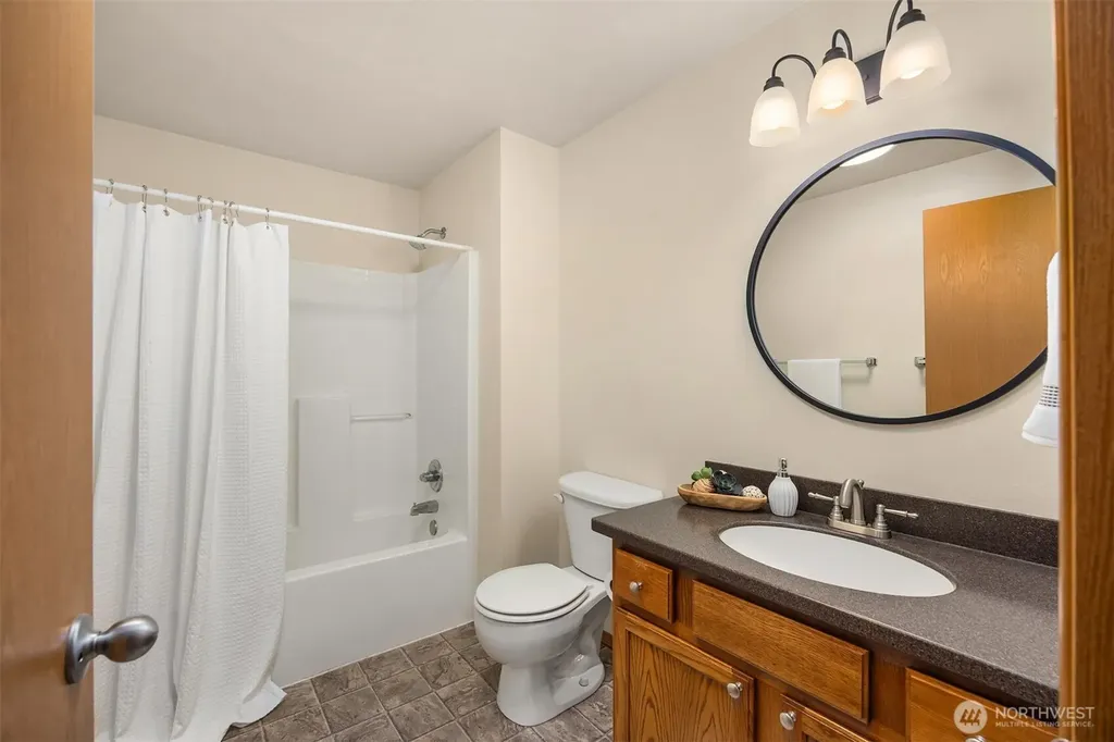 110 Cressey Lane Port Ludlow WA 98365