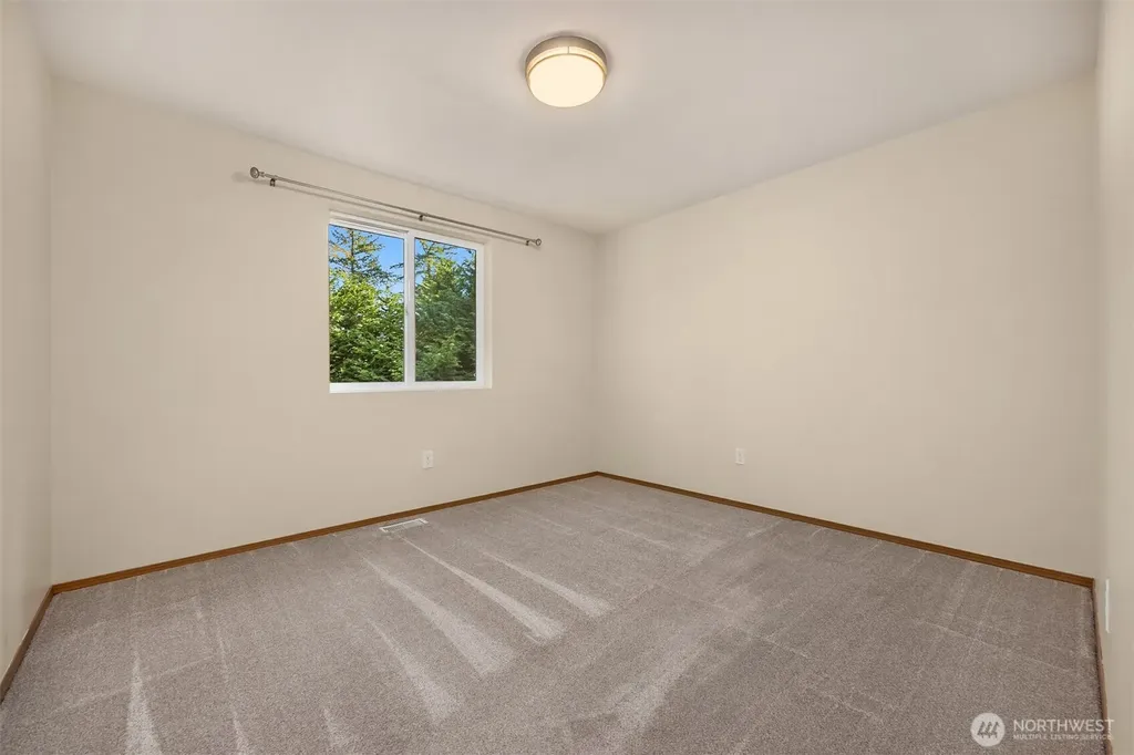 110 Cressey Lane Port Ludlow WA 98365