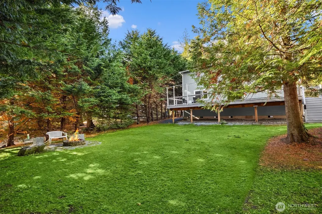 110 Cressey Lane Port Ludlow WA 98365